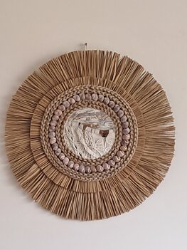 Zeegras spiegel met schelpen