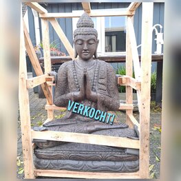 Zittende Boeddha Lavasteen praying