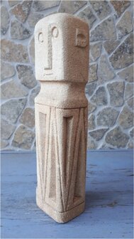 Stone man zandkleur punt 25cm