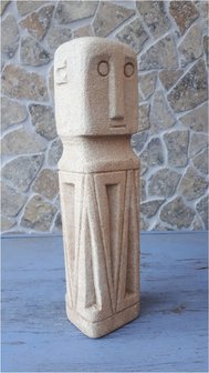 Stone man zandkleur punt 25cm
