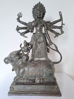Bronzen beeld Durga