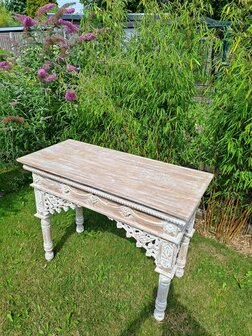 Side table Romantico