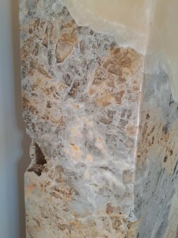 Onyx lamp C