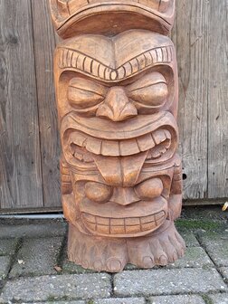 Tiki Totem Suar