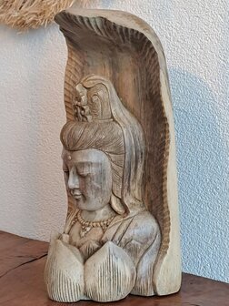 Houtsnijwerk Quan Yin 