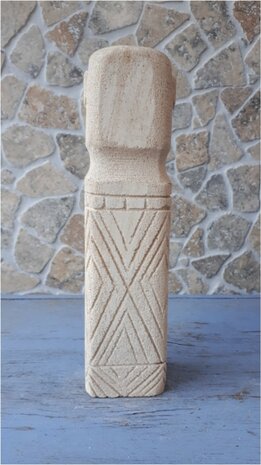 Stone man zandkleur kruis 25cm