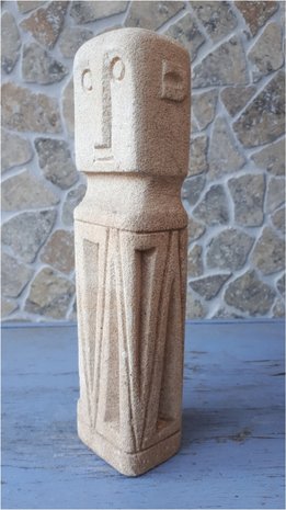 Stone man zandkleur punt 25cm