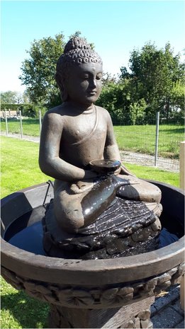 Waterornament Boeddha op schaal