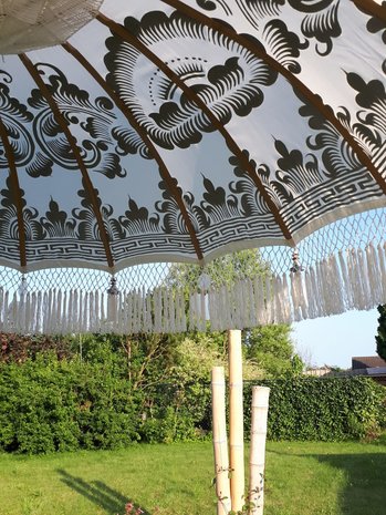 Ibiza parasol met franjes zilver