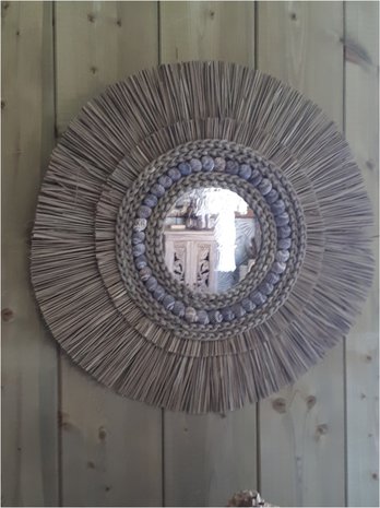 zeegras spiegel met schelpen