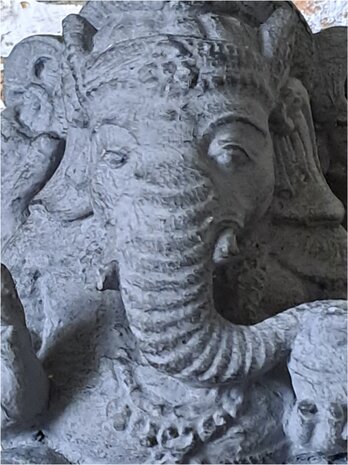 Ganesha small grey