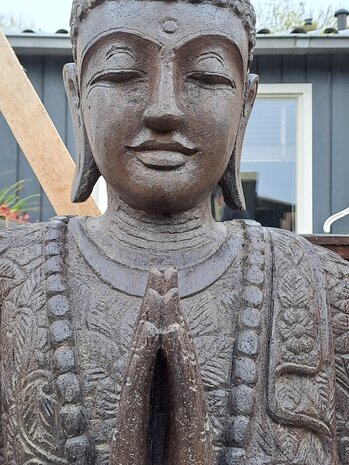 Zittende Boeddha Lavasteen praying