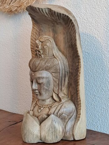 Houtsnijwerk Quan Yin 