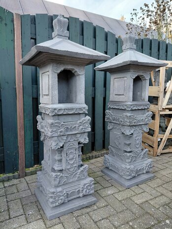 Tempel M met dak