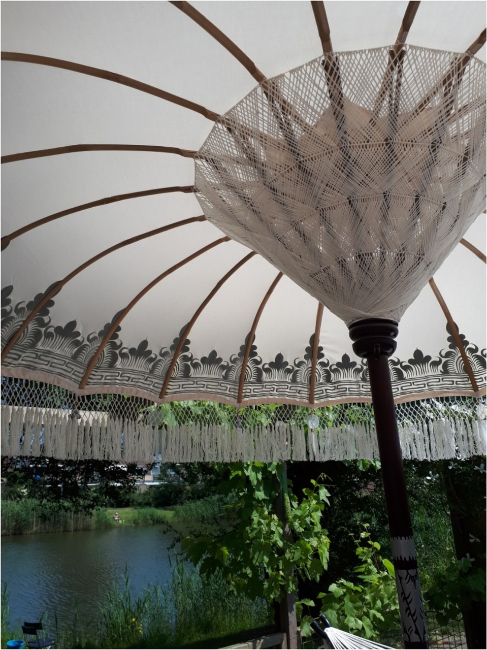 Ibiza Parasol | Bali Parasol | offwhite met zilver | 185 cm diameter Sfeer