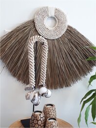 Zeegras hanger shell Zeegras hanger shell