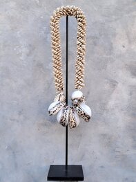 Schelpenketting (A) Snowpanther Schelpenketting (A) Snowpanther