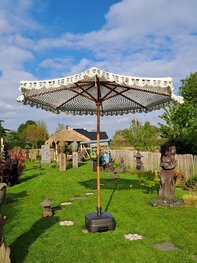 Macramé parasol dia 3 meter (gehaakt) Macramé parasol dia 3 meter (gehaakt)