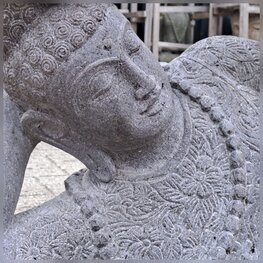 Boeddha Lavasteen liggend Boeddha Lavasteen liggend